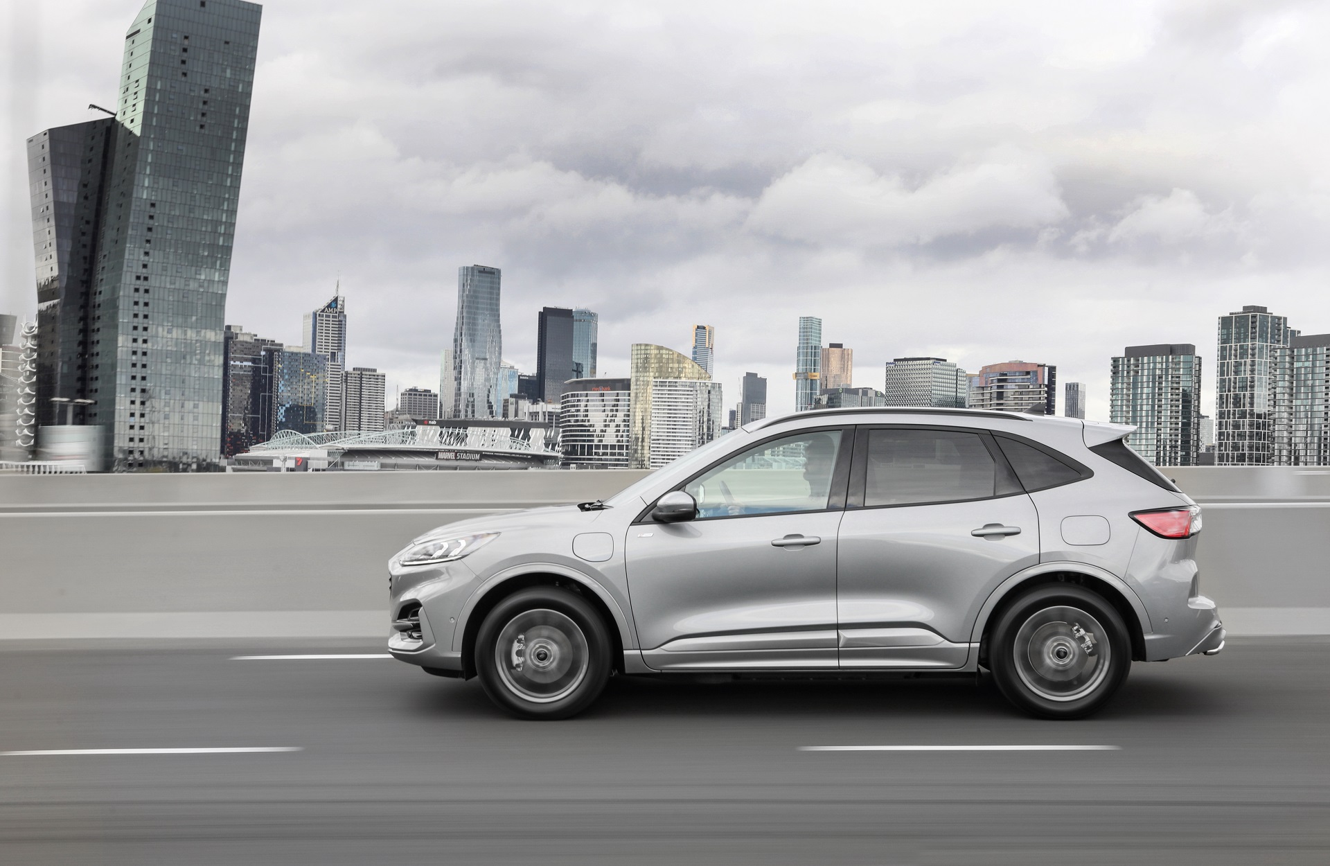 Download 2022 Ford Escape PHEV - AU version - Side HD Wallpaper 1920x1250 #29