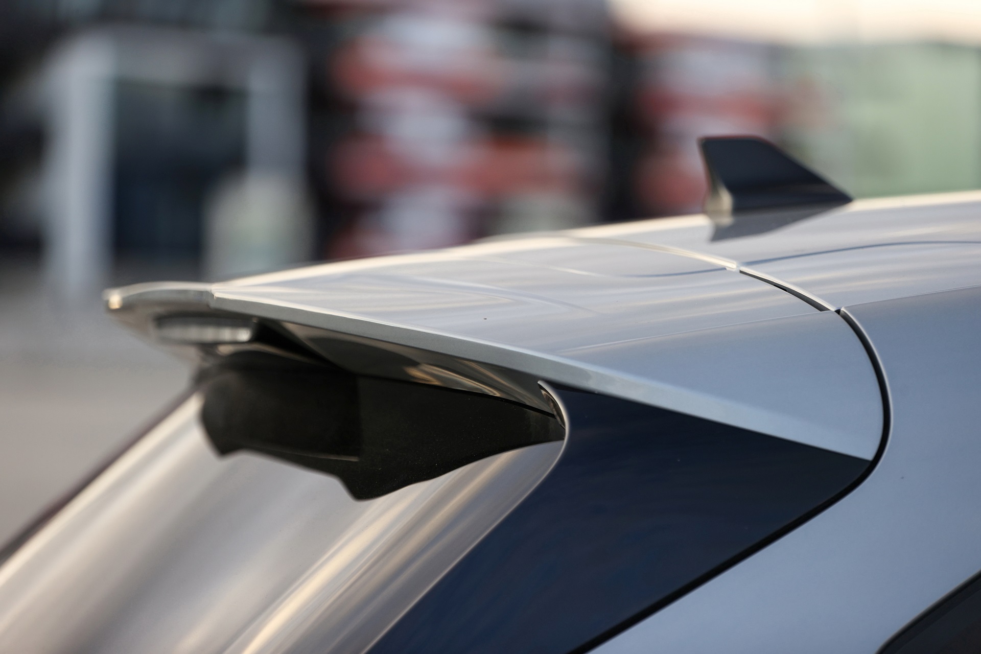 Download 2022 Ford Escape PHEV - AU version - Spoiler HD Wallpaper 1920x1280 #111