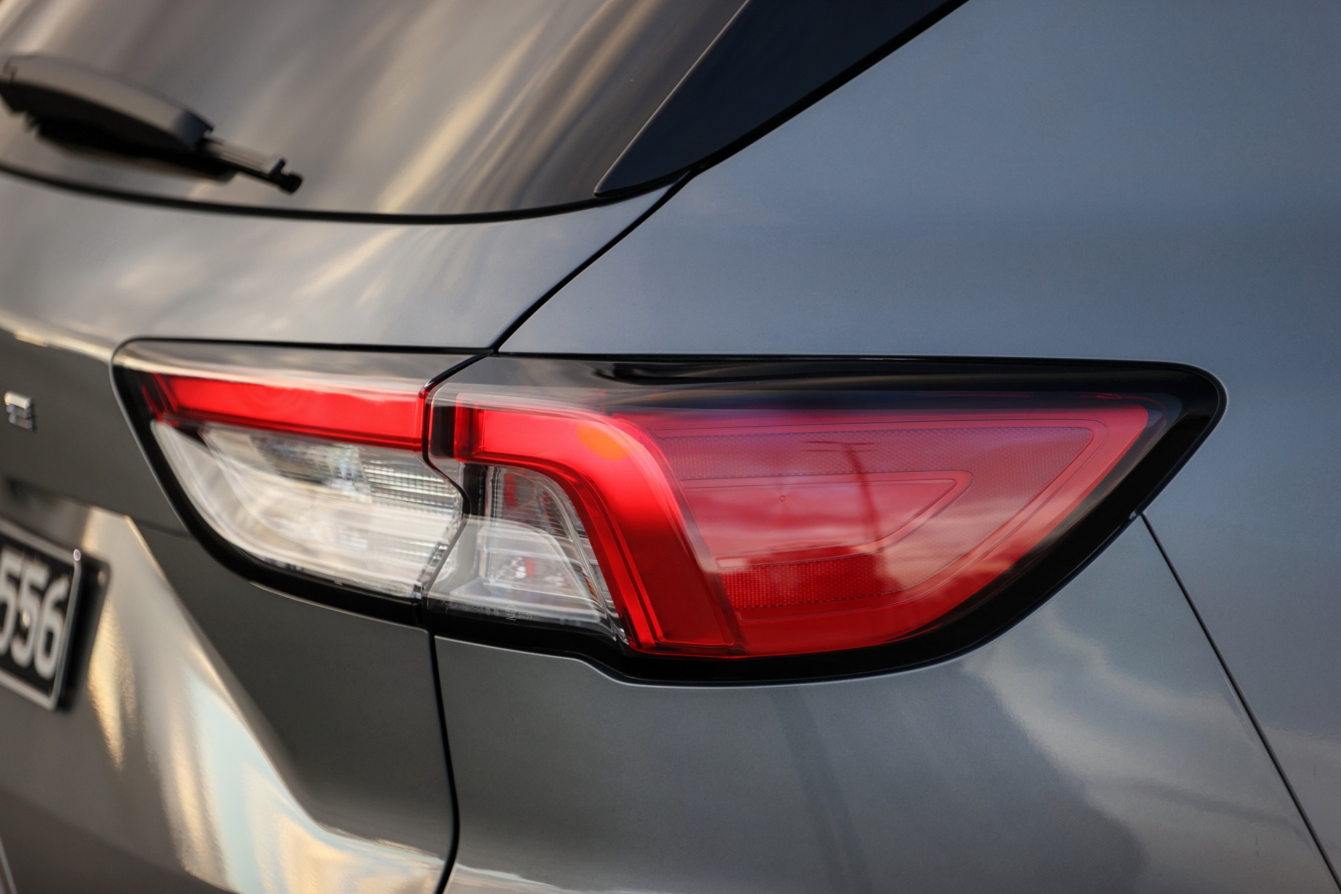 Download 2022 Ford Escape PHEV - AU version - Tail Light HD Wallpaper 1920x1280 #107