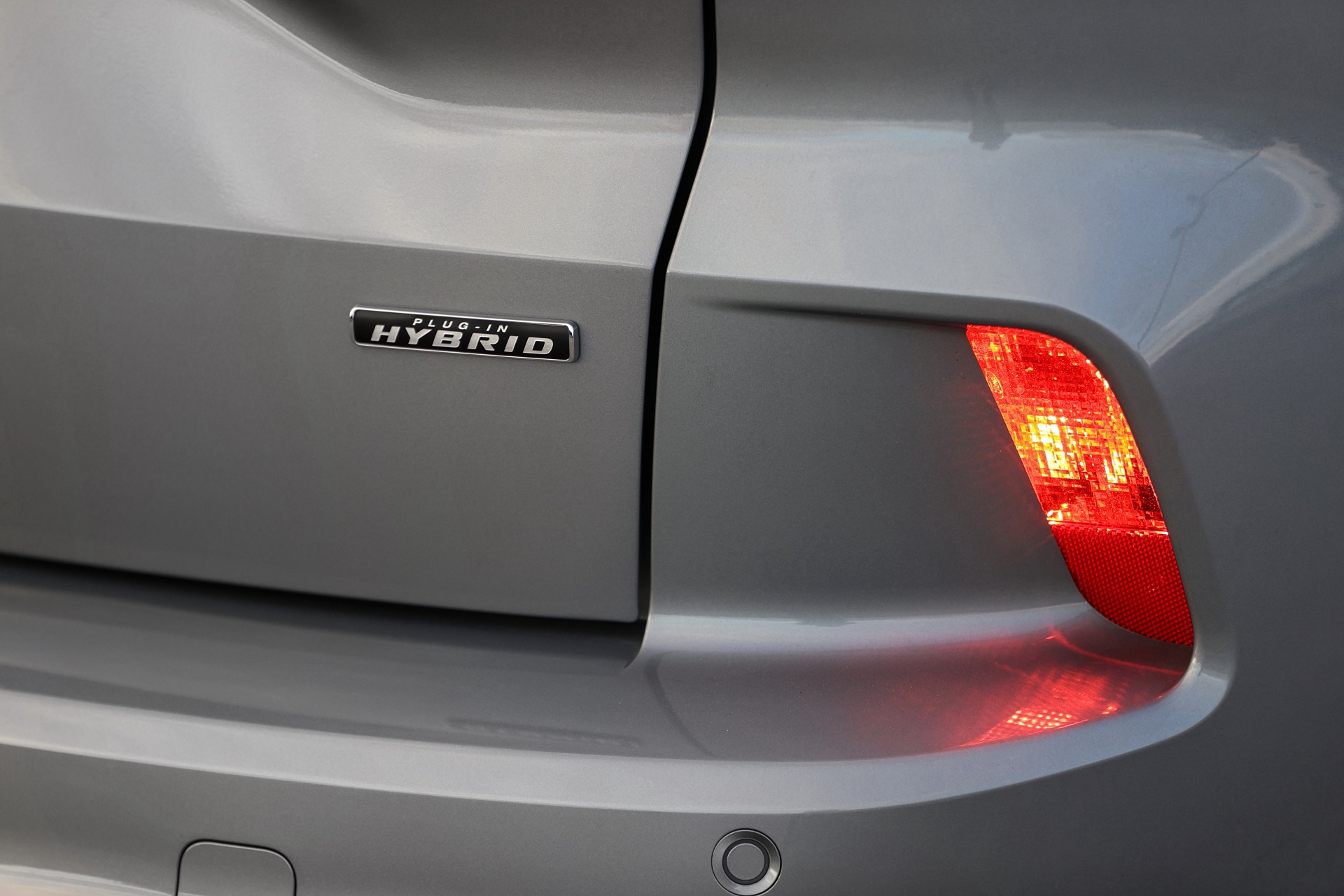 Download 2022 Ford Escape PHEV - AU version - Tail Light HD Wallpaper 1920x1280 #109