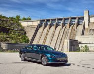 2022 Genesis Electrified G80 - Front Three-Quarter Wallpaper 190x150