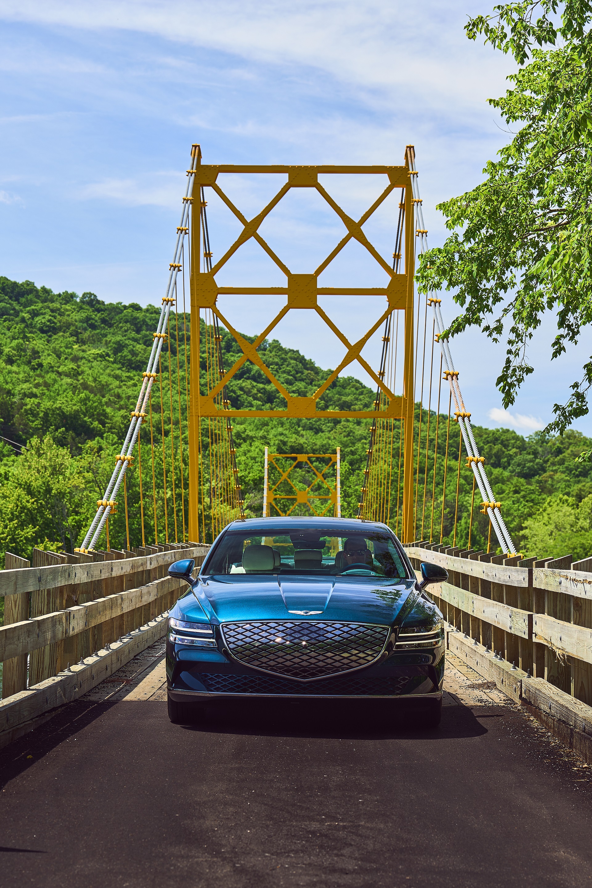 Download 2022 Genesis Electrified G80 - Front HD Phone Wallpaper 1921x2881 #29