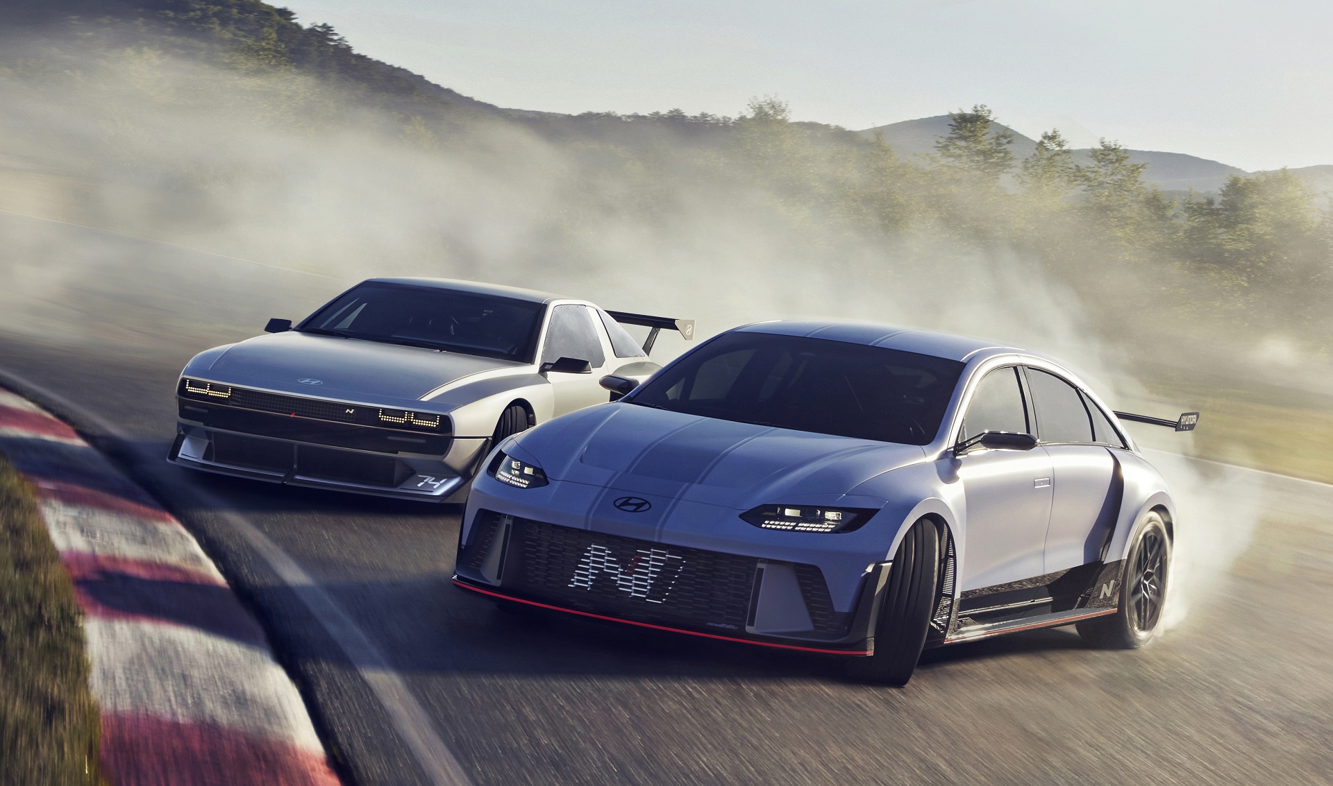 Download 2022 Hyundai N Vision 74 Concept - Front Three-Quarter HD Wallpaper 1920x1133 #7