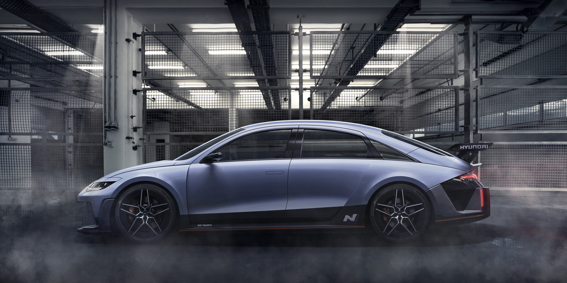 Download 2022 Hyundai RN22e Concept - Side HD Wallpaper 1920x960 #16