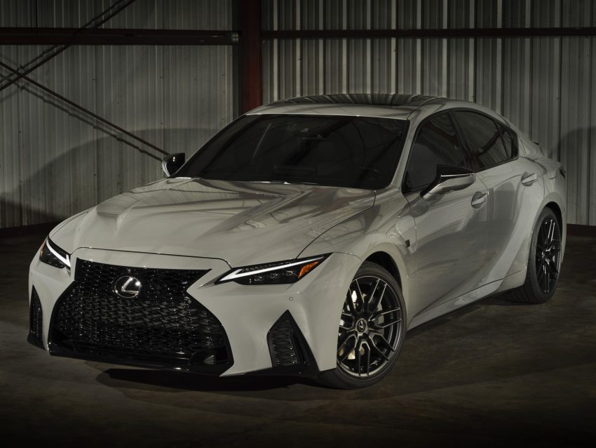 2022 Lexus IS 500 F Sport Performance Launch Edition - Front Three-Quarter Wallpaper 850x638 #23