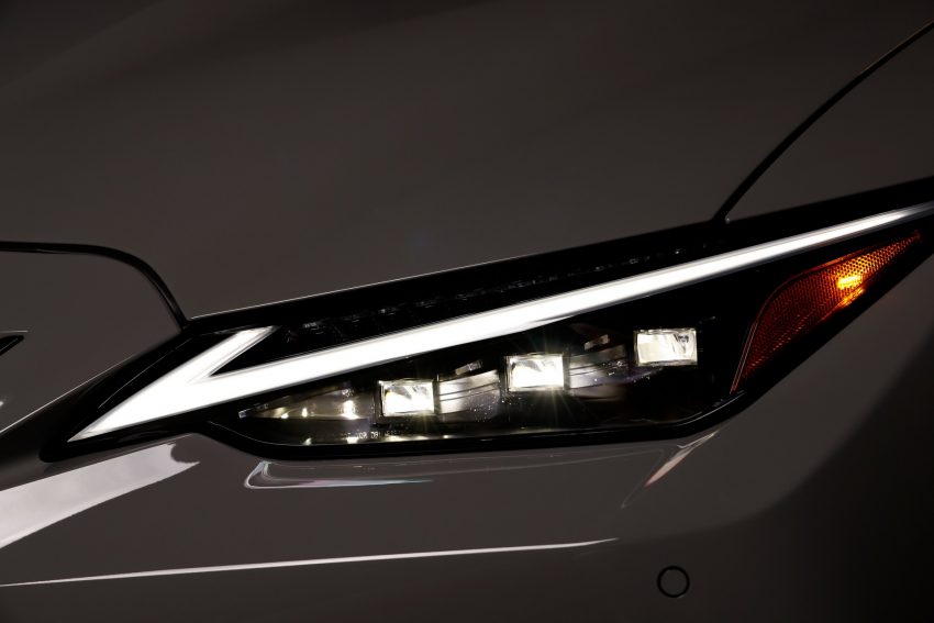 2022 Lexus IS 500 F Sport Performance Launch Edition - Headlight Wallpaper 850x567 #27