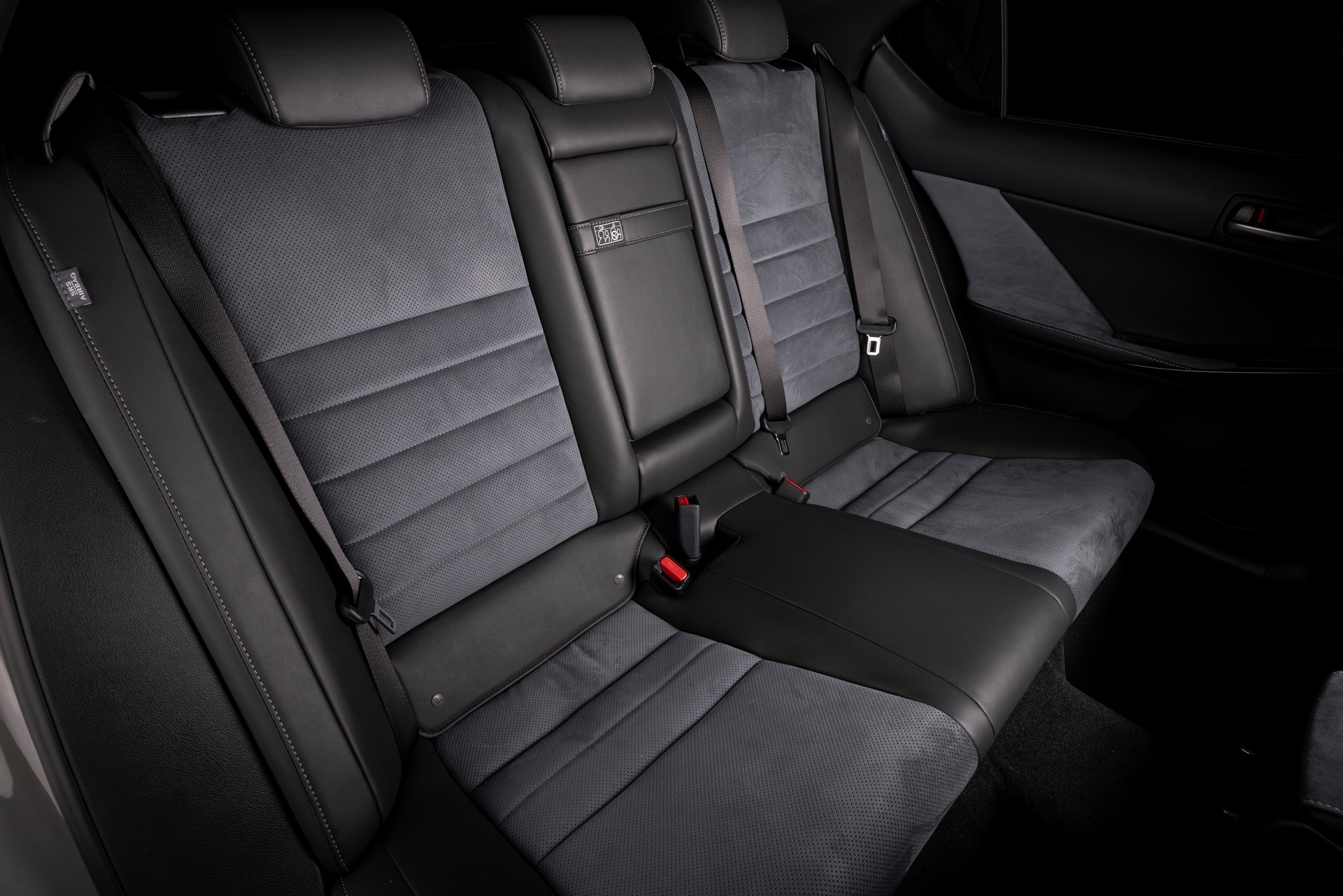 Download 2022 Lexus IS 500 F Sport Performance Launch Edition - Interior, Rear Seats HD Wallpaper 1920x1281 #48
