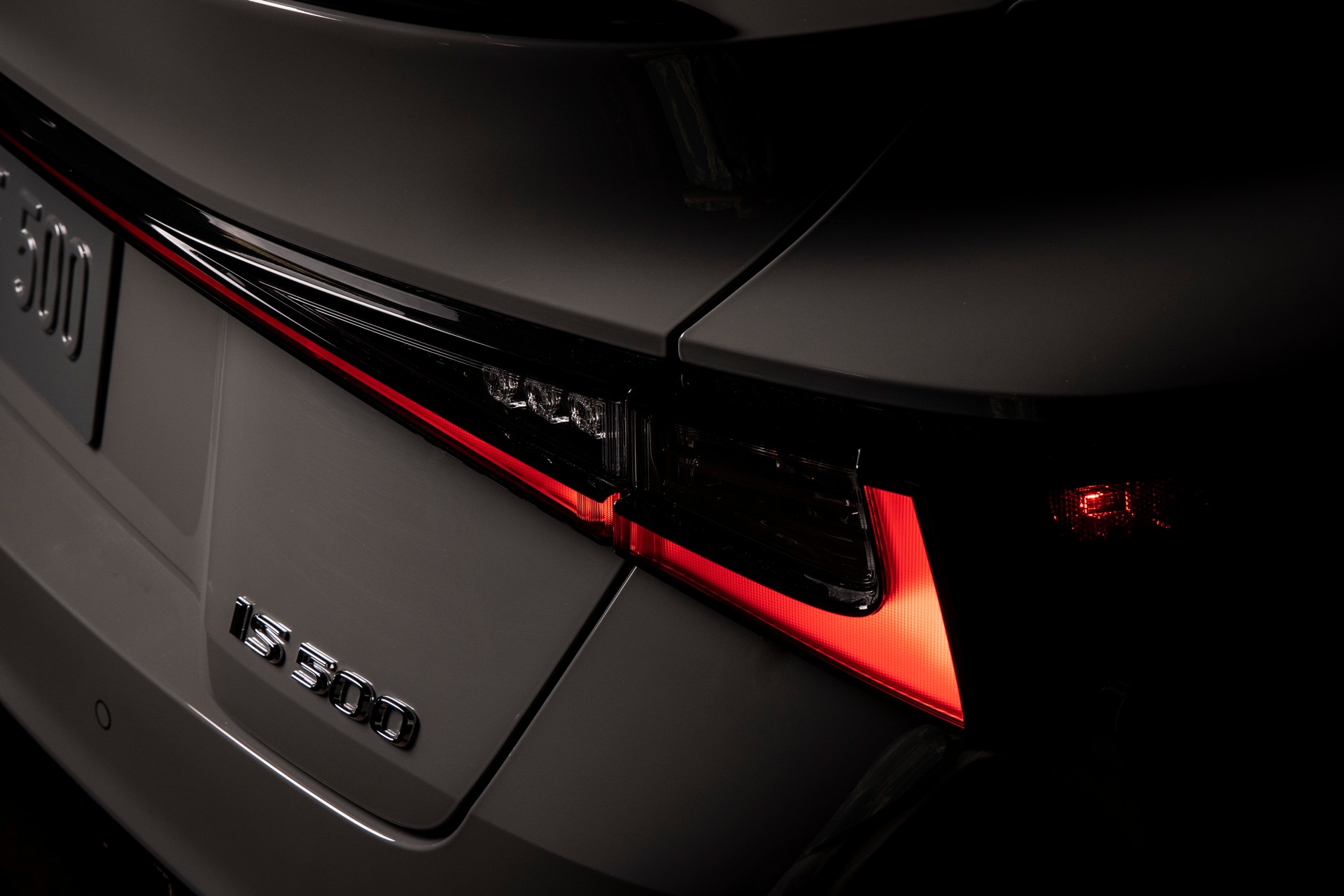 Download 2022 Lexus IS 500 F Sport Performance Launch Edition - Tail Light HD Wallpaper 1920x1281 #35