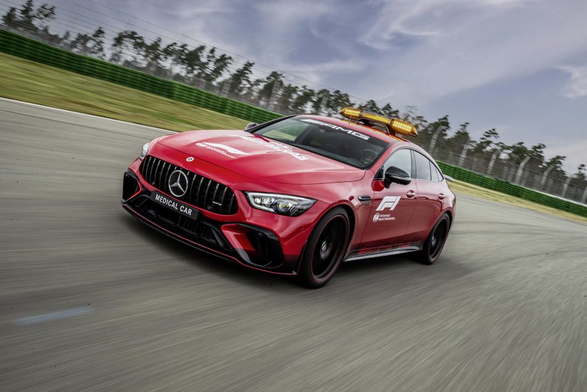 2022 Mercedes-AMG GT 63 S F1 Medical Car - Front Three-Quarter Wallpaper 850x567 #1
