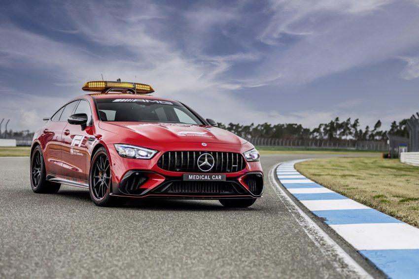 2022 Mercedes-AMG GT 63 S F1 Medical Car - Front Three-Quarter Wallpaper 850x567 #7