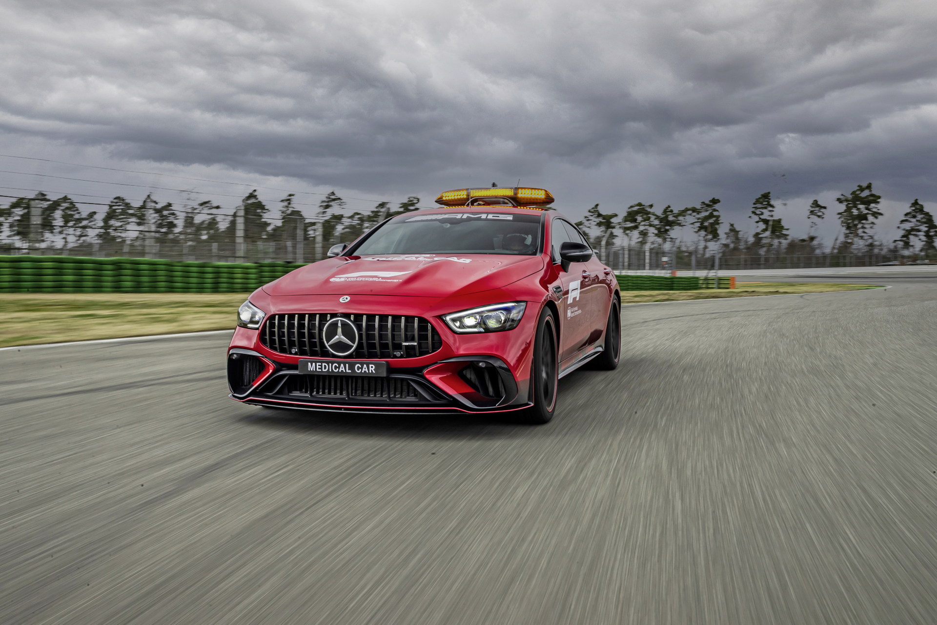 Download 2022 Mercedes-AMG GT 63 S F1 Medical Car - Front HD Wallpaper 1920x1280 #4