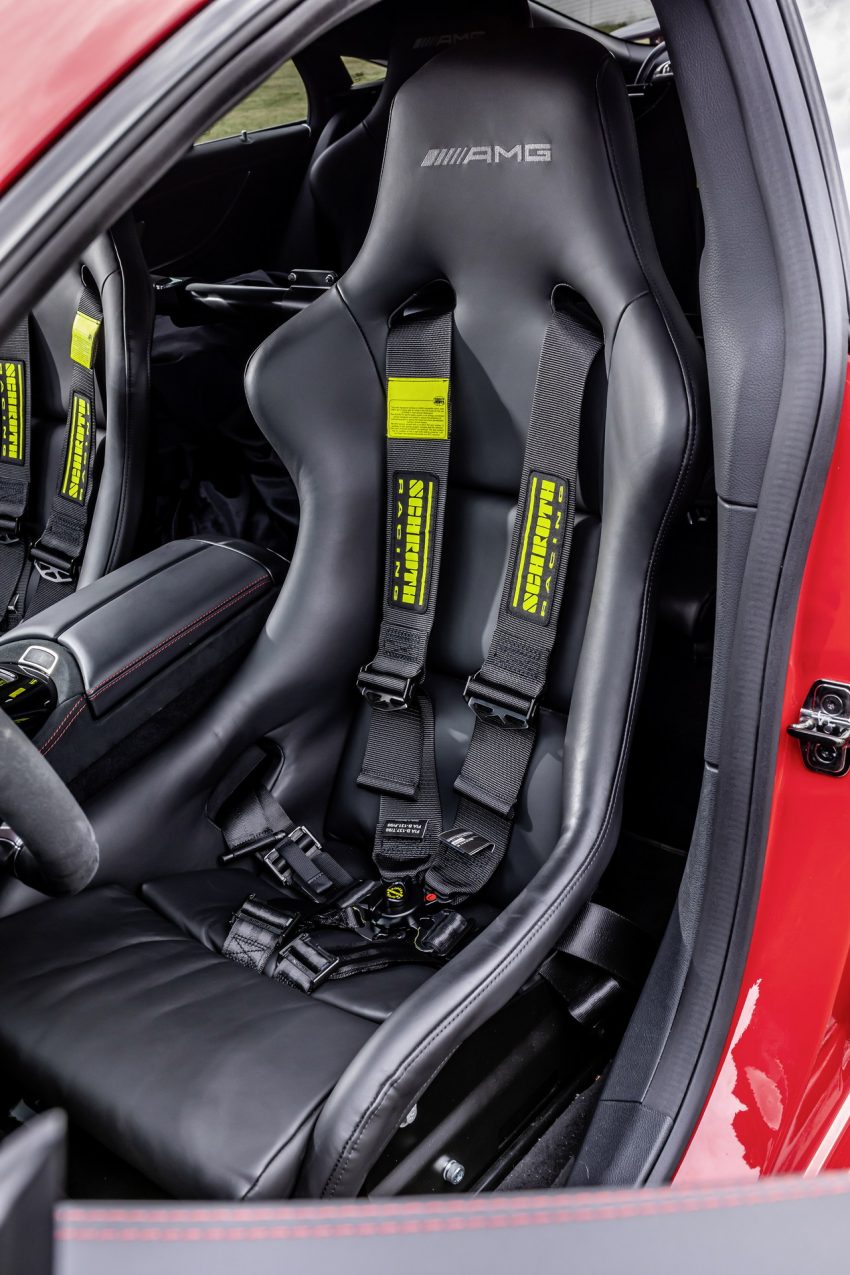 2022 Mercedes-AMG GT 63 S F1 Medical Car - Interior, Front Seats Phone Wallpaper 850x1275 #31