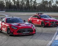 2022 Mercedes-AMG GT 63 S F1 Medical Car and Mercedes-AMG GT Black Series F1 Safety Car Wallpaper 190x150