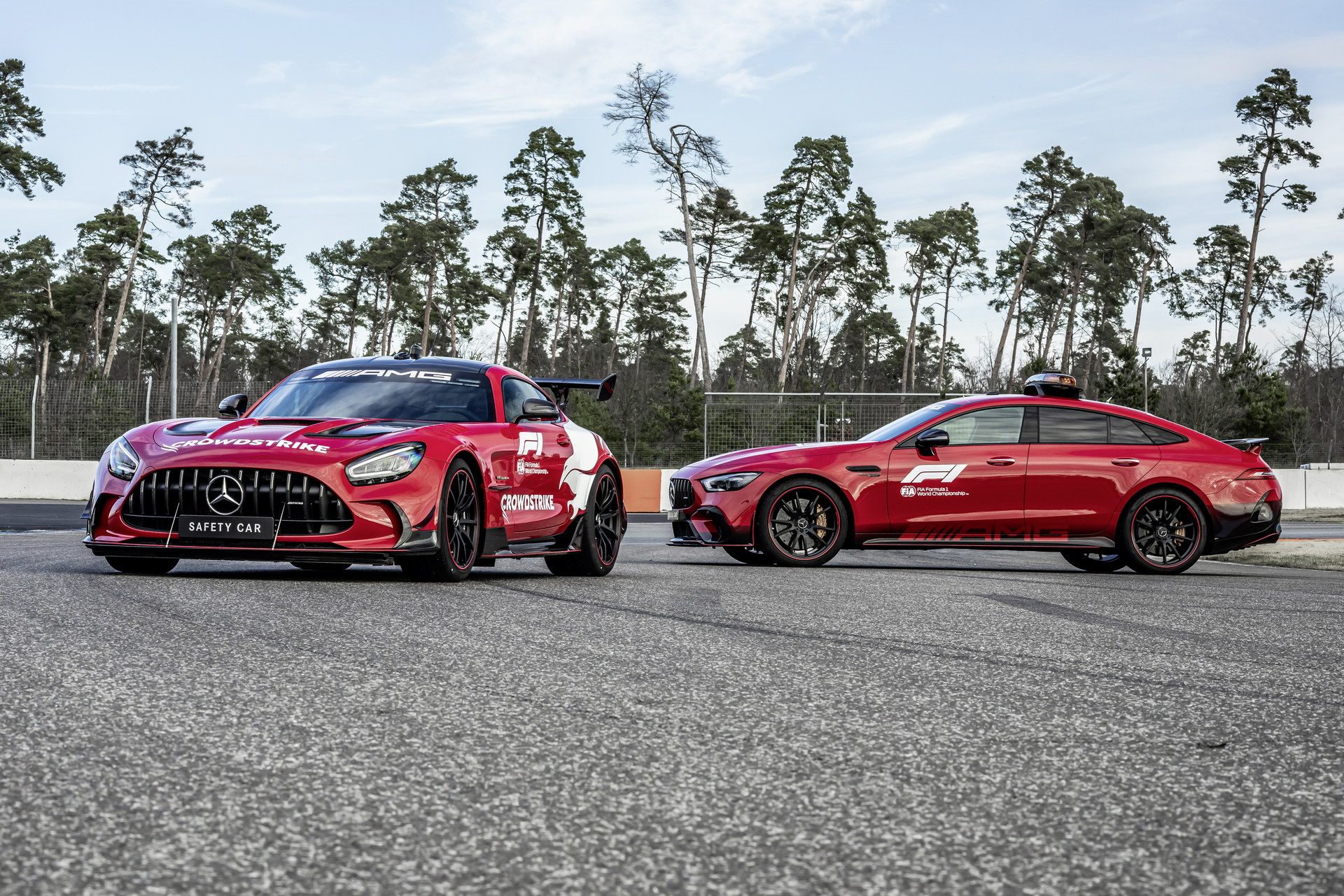Download 2022 Mercedes-AMG GT 63 S F1 Medical Car and Mercedes-AMG GT Black Series F1 Safety Car HD Wallpaper 1920x1280 #21