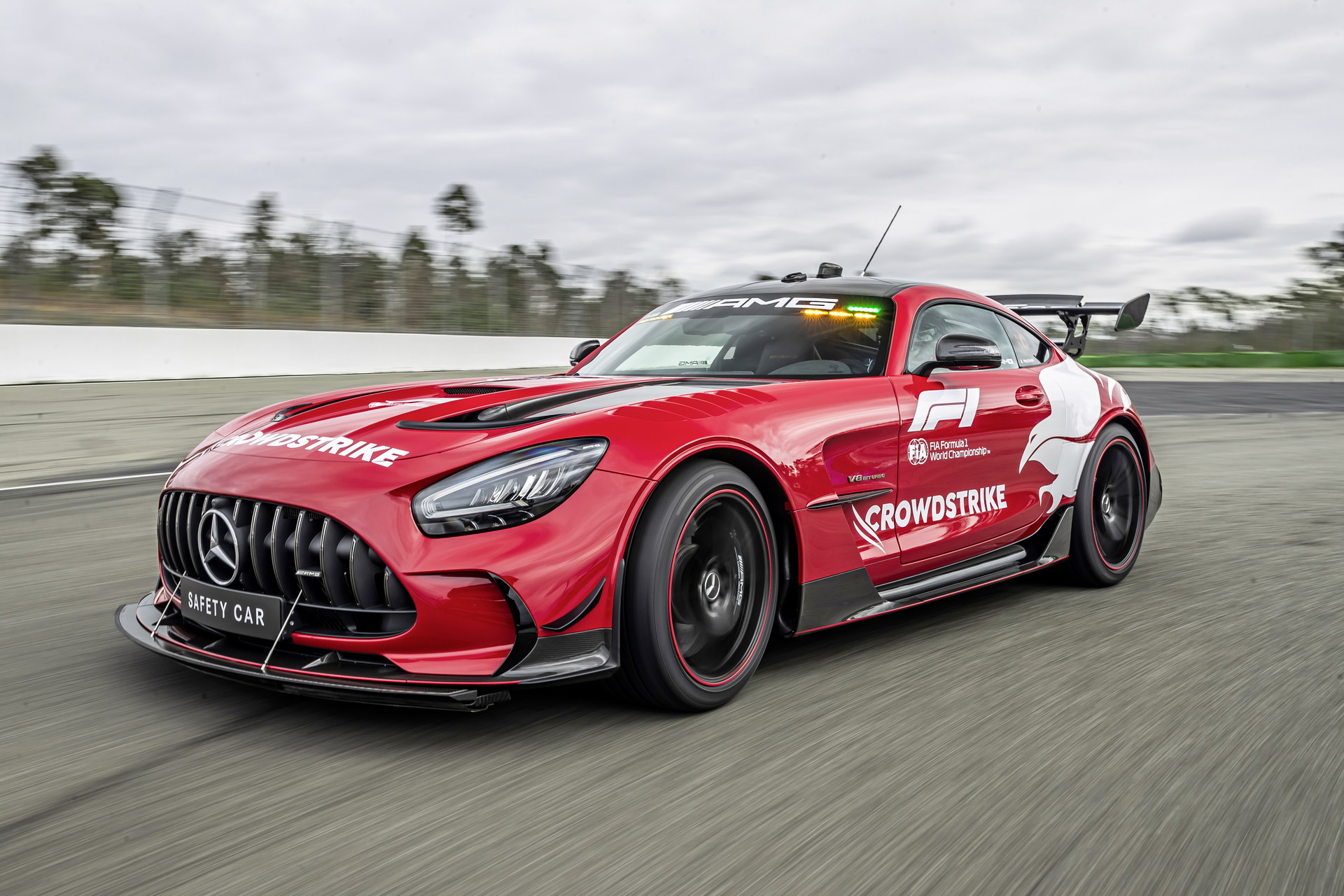 Download 2022 Mercedes-AMG GT Black Series F1 Safety Car - Front Three-Quarter HD Wallpaper 1920x1280 #3
