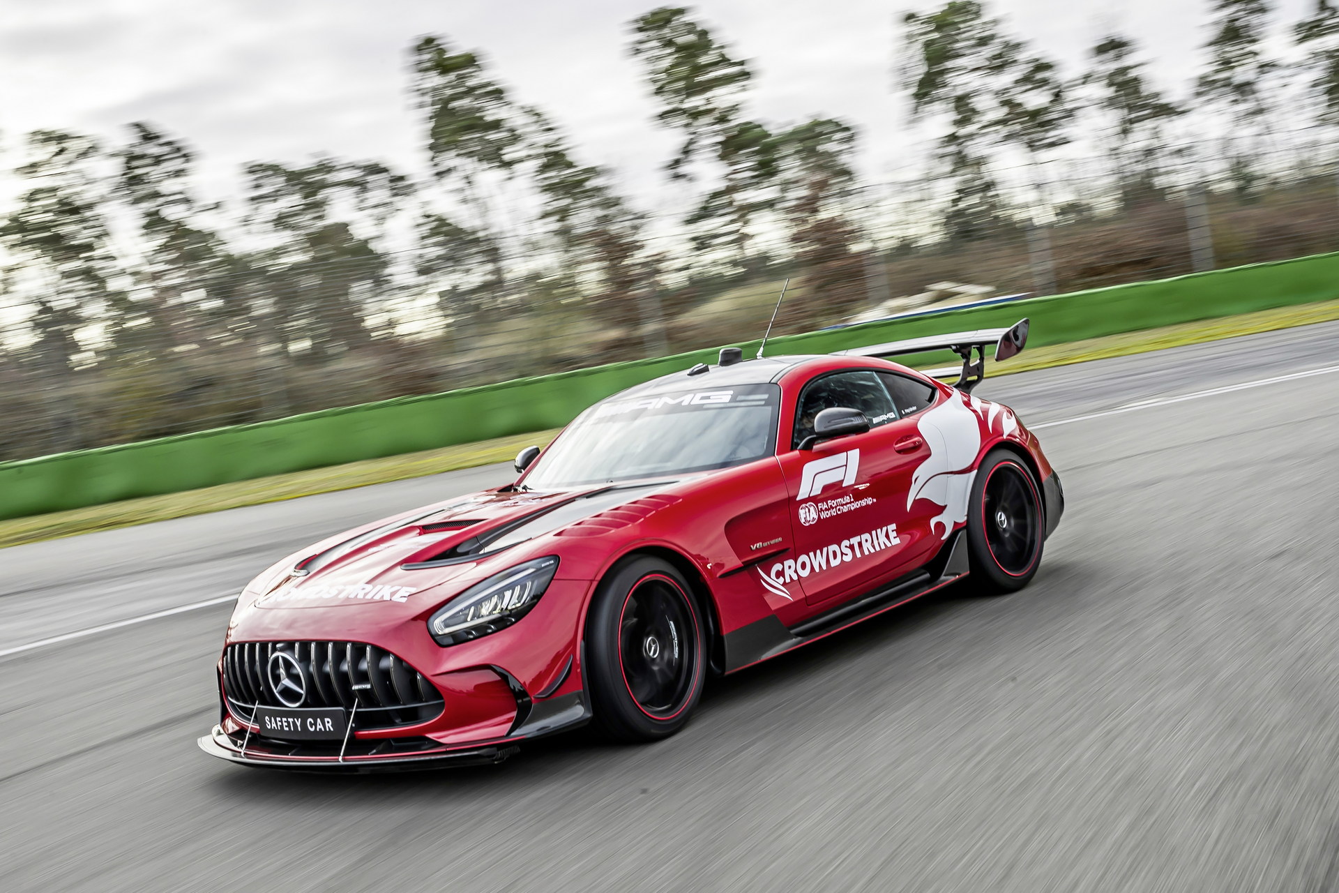 Download 2022 Mercedes-AMG GT Black Series F1 Safety Car - Front Three-Quarter HD Wallpaper 1920x1280 #4