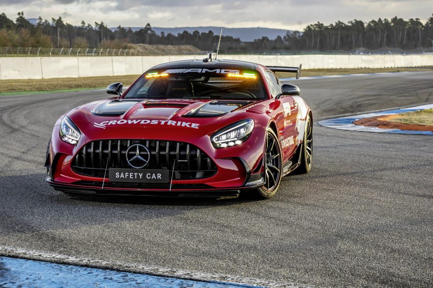 2022 Mercedes-AMG GT Black Series F1 Safety Car - Front Wallpaper 850x567 #15