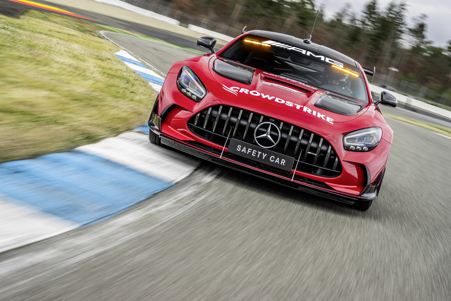 Download 2022 Mercedes-AMG GT Black Series F1 Safety Car - Front HD Wallpaper 1920x1280 #6
