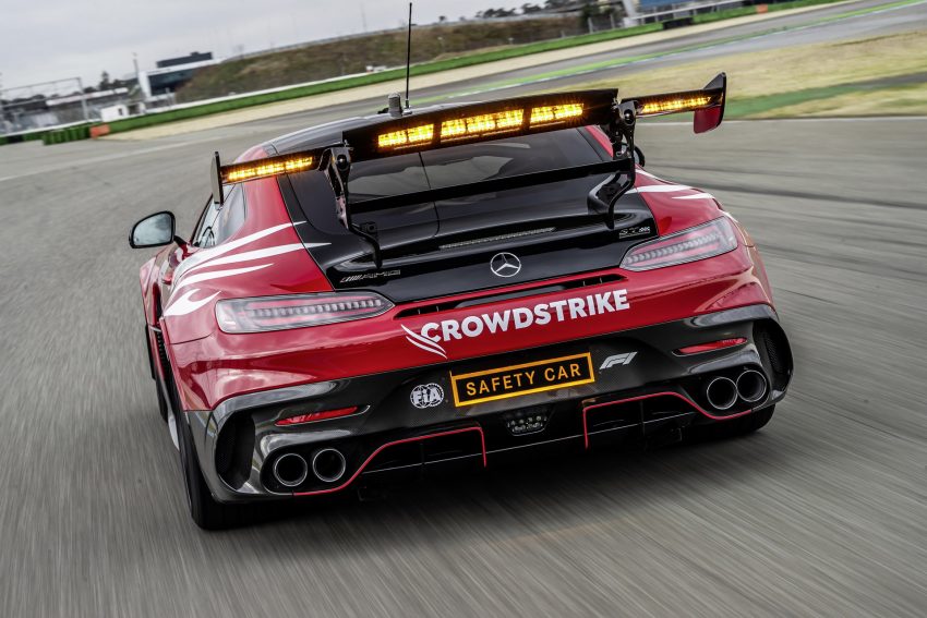 2022 Mercedes-AMG GT Black Series F1 Safety Car - Rear Wallpaper 850x567 #11
