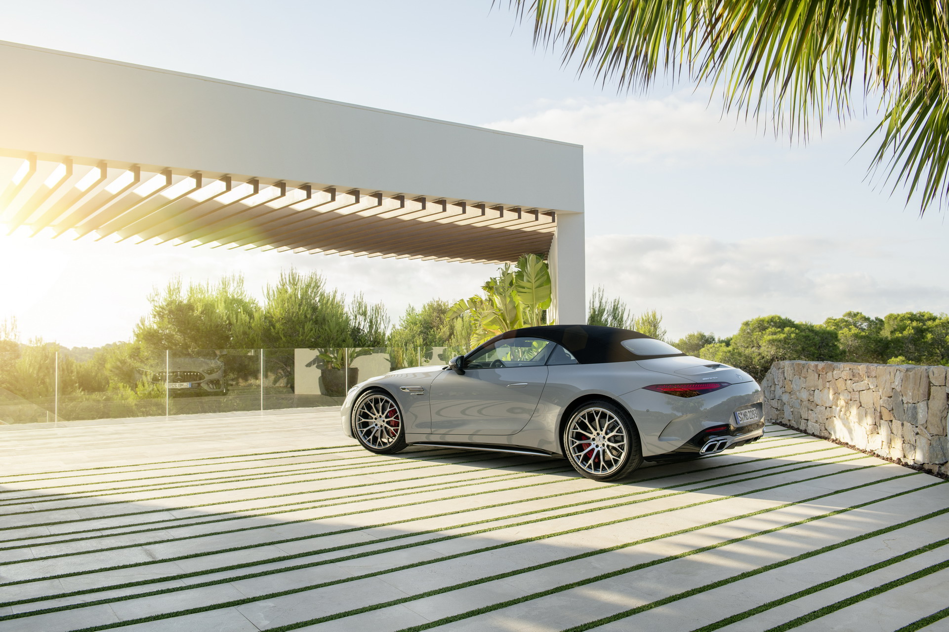 Download 2022 Mercedes-AMG SL 55 4MATIC+ - Rear Three-Quarter HD Wallpaper 1921x1281 #31