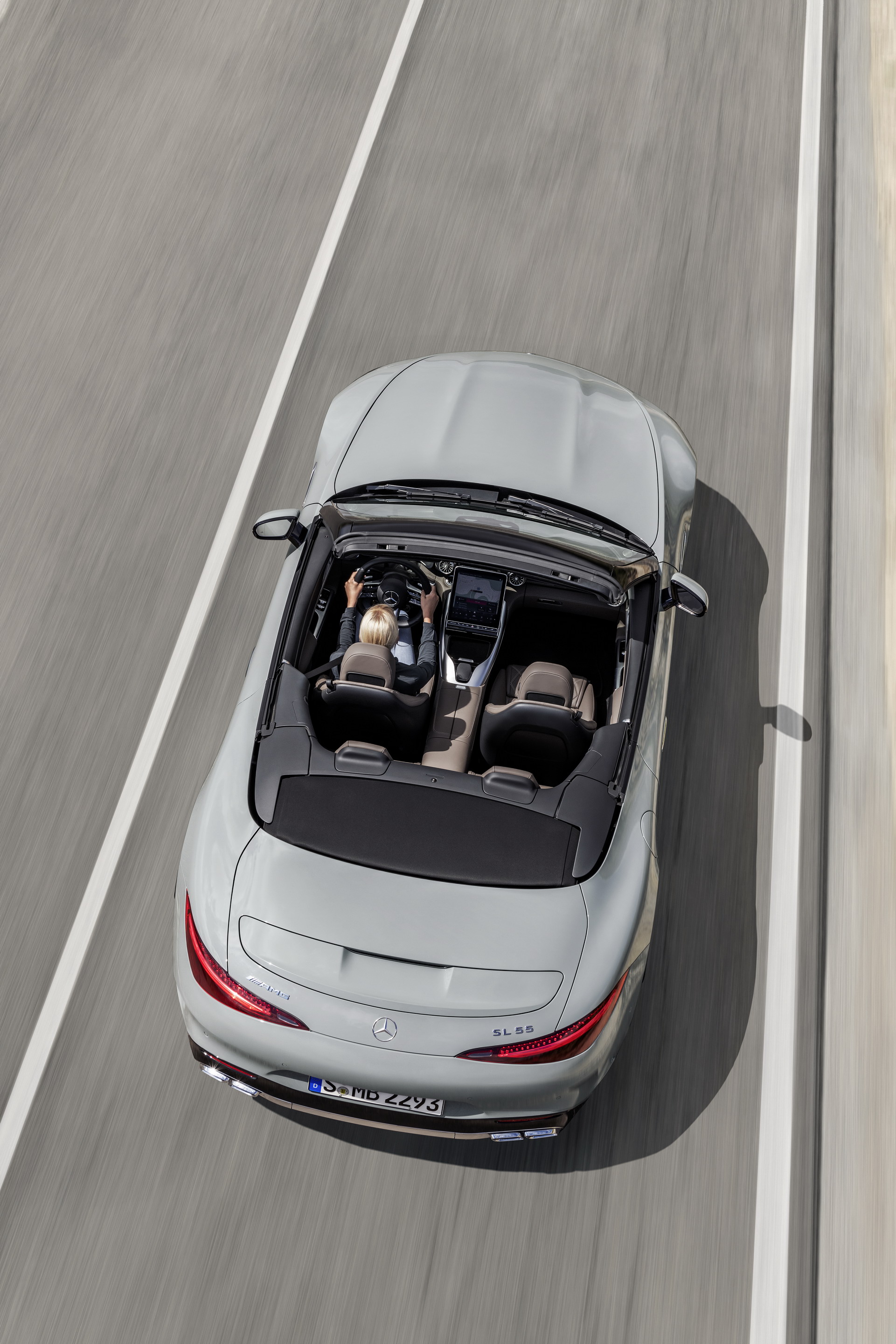 Download 2022 Mercedes-AMG SL 55 4MATIC+ - Top HD Phone Wallpaper 1921x2882 #14