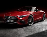 2022 Mercedes-AMG SL 63 4MATIC+ - Front Three-Quarter Wallpaper 190x150
