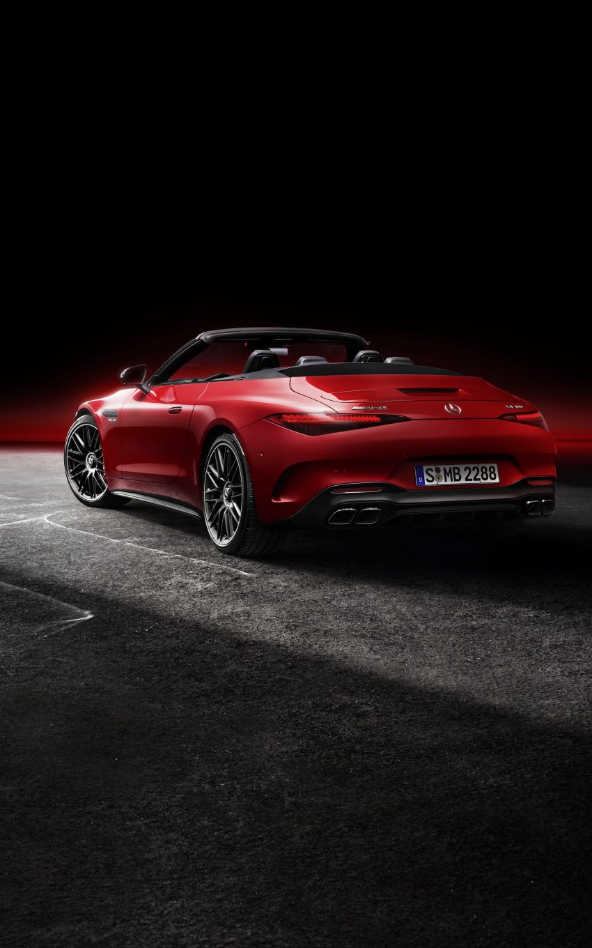2022 Mercedes-AMG SL 63 4MATIC+ - Rear Three-Quarter Phone Wallpaper 850x1360 #68
