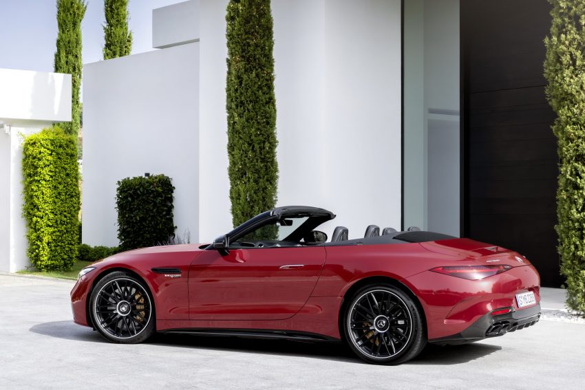 2022 Mercedes-AMG SL 63 4MATIC+ - Rear Three-Quarter Wallpaper 850x567 #21