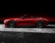 2022 Mercedes-AMG SL 63 4MATIC+ - Side Wallpaper 190x150