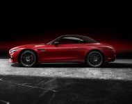 2022 Mercedes-AMG SL 63 4MATIC+ - Side Wallpaper 190x150