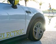 2022 Mini Cooper SE Convertible Concept - Detail Wallpaper 190x150