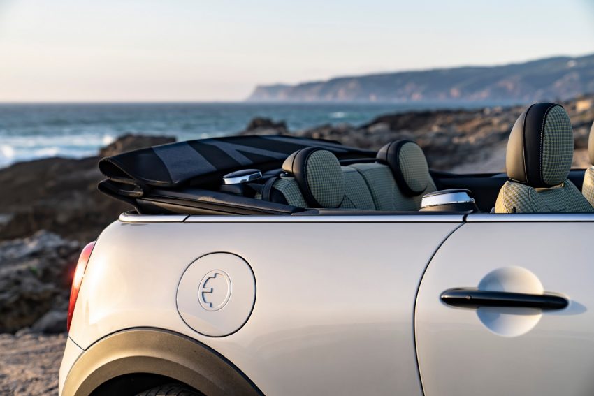 2022 Mini Cooper SE Convertible Concept - Detail Wallpaper 850x567 #93