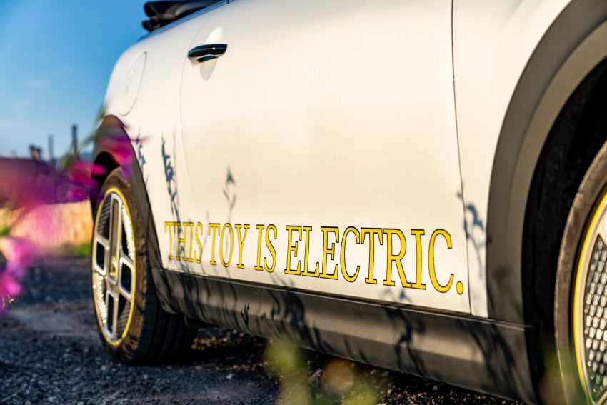 2022 Mini Cooper SE Convertible Concept - Detail Wallpaper 850x567 #140