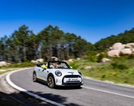 2022 Mini Cooper SE Convertible Concept - Front Three-Quarter Wallpaper 190x150