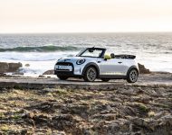 2022 Mini Cooper SE Convertible Concept - Front Three-Quarter Wallpaper 190x150