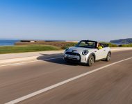 2022 Mini Cooper SE Convertible Concept - Front Three-Quarter Wallpaper 190x150