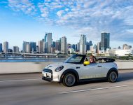 2022 Mini Cooper SE Convertible Concept - Front Three-Quarter Wallpaper 190x150