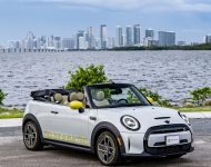 2022 Mini Cooper SE Convertible Concept - Front Three-Quarter Wallpaper 190x150