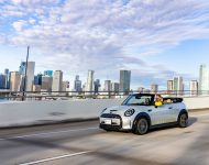 2022 Mini Cooper SE Convertible Concept - Front Three-Quarter Wallpaper 190x150