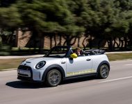 2022 Mini Cooper SE Convertible Concept - Front Three-Quarter Wallpaper 190x150