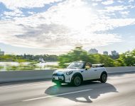2022 Mini Cooper SE Convertible Concept - Front Three-Quarter Wallpaper 190x150