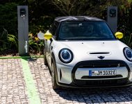 2022 Mini Cooper SE Convertible Concept - Front Wallpaper 190x150