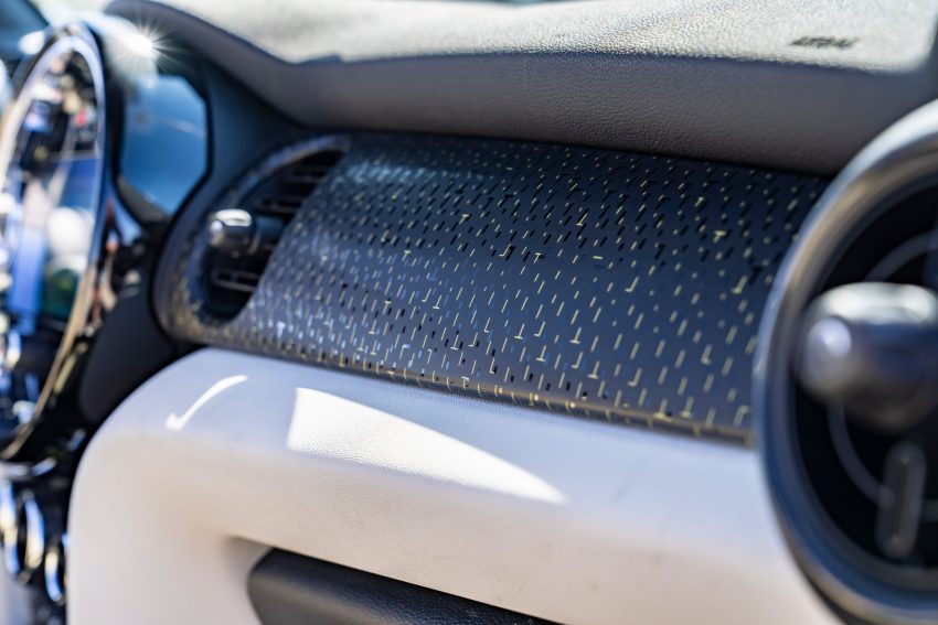 2022 Mini Cooper SE Convertible Concept - Interior, Detail Wallpaper 850x567 #113