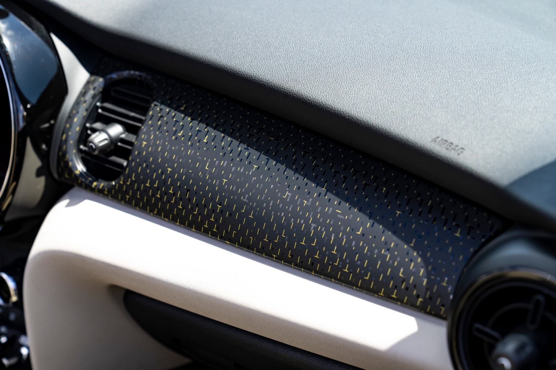 Download 2022 Mini Cooper SE Convertible Concept - Interior, Detail HD Wallpaper 1920x1280 #273