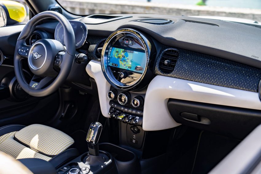 2022 Mini Cooper SE Convertible Concept - Interior Wallpaper 850x567 #109