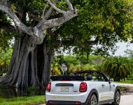 2022 Mini Cooper SE Convertible Concept - Rear Three-Quarter Wallpaper 190x150