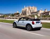 2022 Mini Cooper SE Convertible Concept - Rear Three-Quarter Wallpaper 190x150