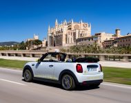 2022 Mini Cooper SE Convertible Concept - Rear Three-Quarter Wallpaper 190x150