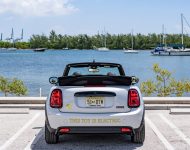 2022 Mini Cooper SE Convertible Concept - Rear Wallpaper 190x150