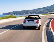 2022 Mini Cooper SE Convertible Concept - Rear Wallpaper 190x150